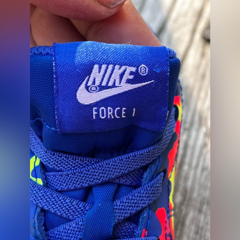 The Nike Force 1 18 print camouflage pattern sneaker - Picture 9 of 15